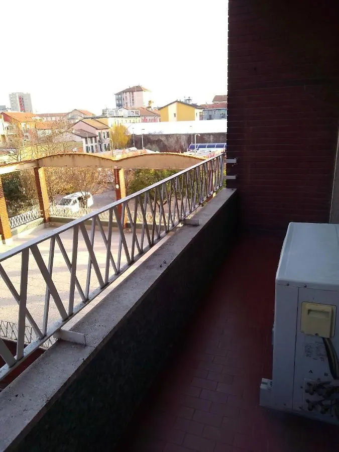 Viale Monza Gorla M1 Lägenhet Milano 0*,  Italien