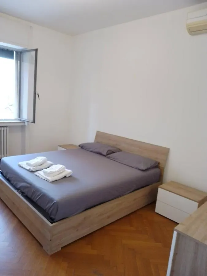 Viale Monza Gorla M1 Apartment Milan