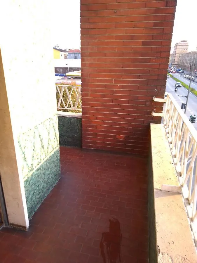 Viale Monza Gorla M1 Lägenhet Milano 0*,  Italien